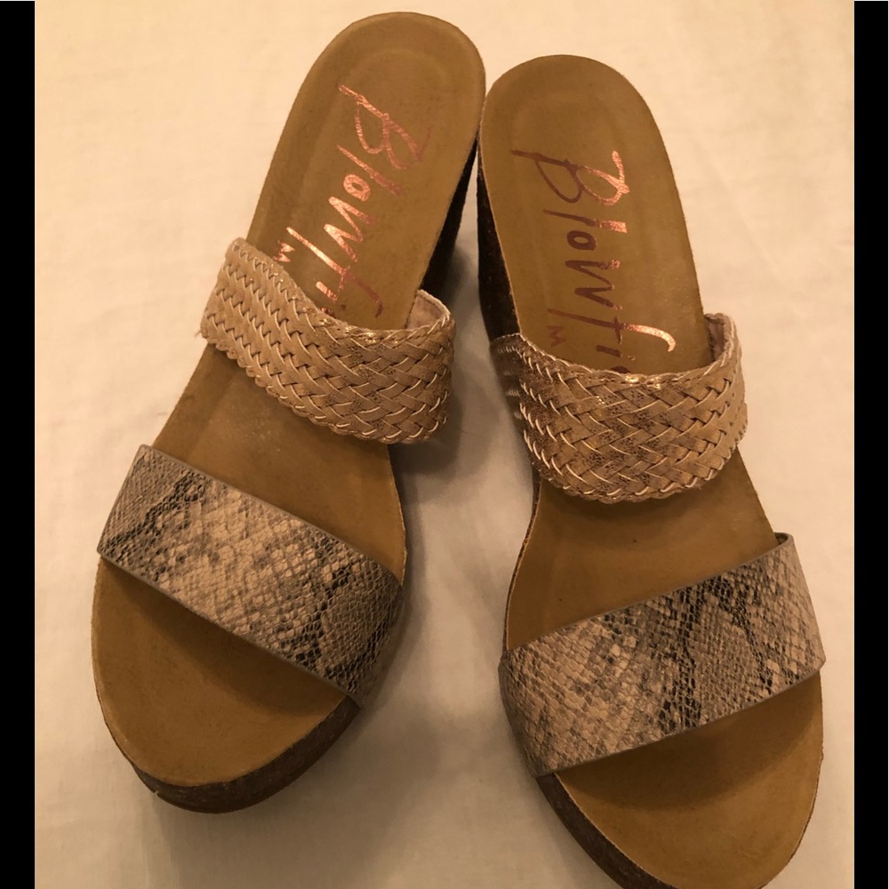 Blowfish Malibu wedges NWOT